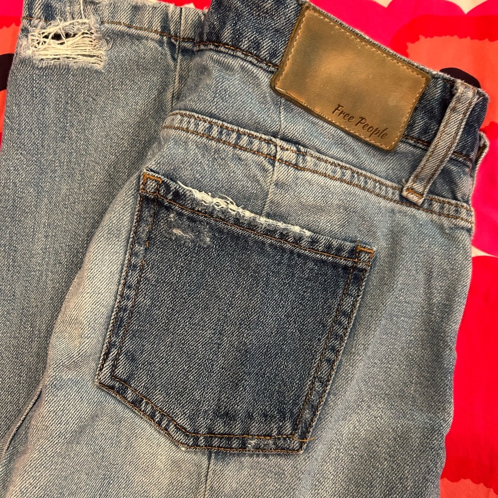 Free People women’s Blue Jeans - Picture 4 of 7